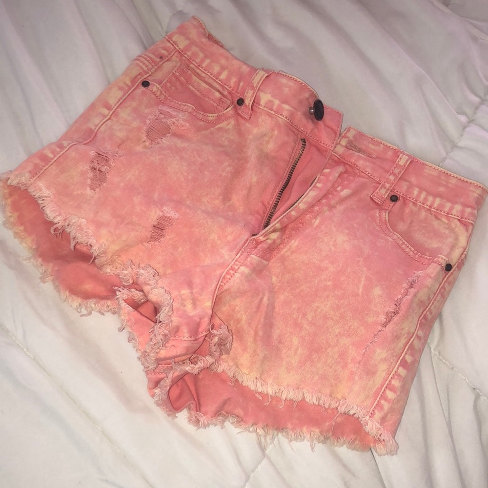 Distressed shorts